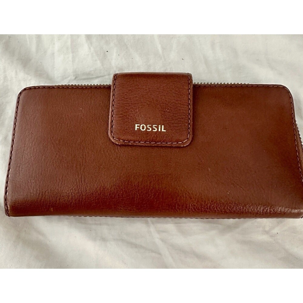 Fossil Madison Zip Clutch Medium Cognac Brown Leather Wristlet 8x4”